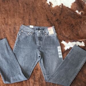 Levi's Women's Straight Leg Gray Jeans, NWT!